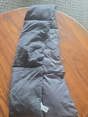 Reiss Black Quilted Puffer Scarf